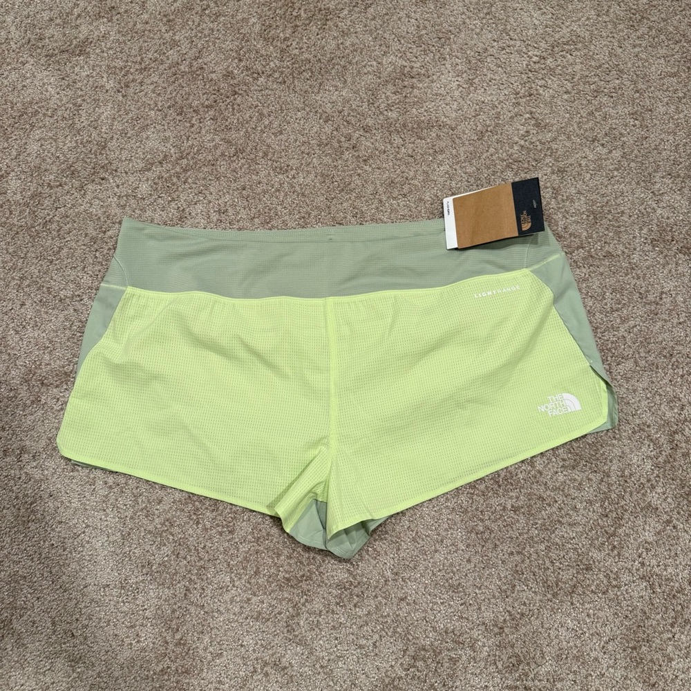 Women’s Size XL The North Face Summer Light Shorts 2.5in Inseam Astro Lime Green